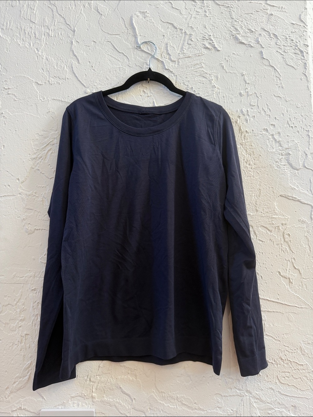 Lululemon swiftly relaxed longsleeve size 8